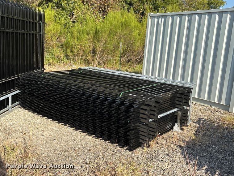 (22) 2024 EINGP F10 fence panels