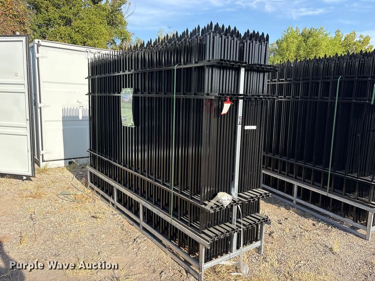 image for item ES8071 (22) 2024 EINGP F10 fence panels