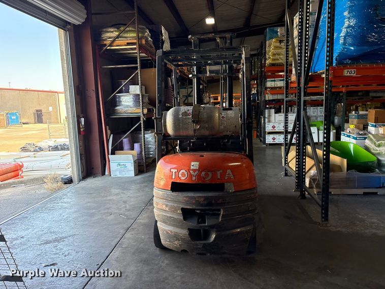 image for item ET0353 1997 Toyota 42-6FGU18 forklift