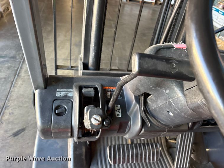 image for item ET0353 1997 Toyota 42-6FGU18 forklift