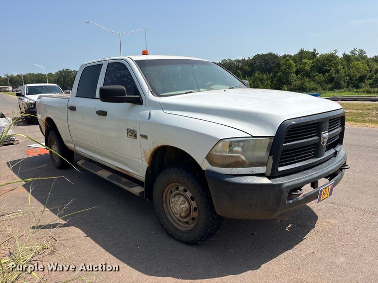 image for item ET0374 2012 Dodge Ram 2500 Crew Cab pickup truck