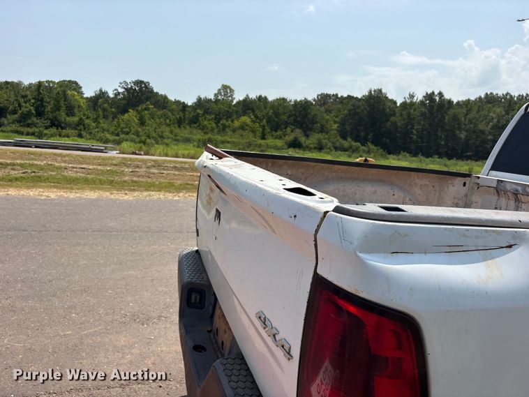 image for item ET0374 2012 Dodge Ram 2500 Crew Cab pickup truck