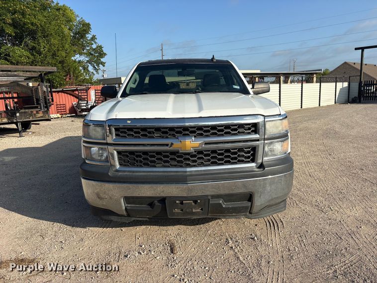 image for item ET0383 2015 Chevrolet Silverado 1500 pickup truck