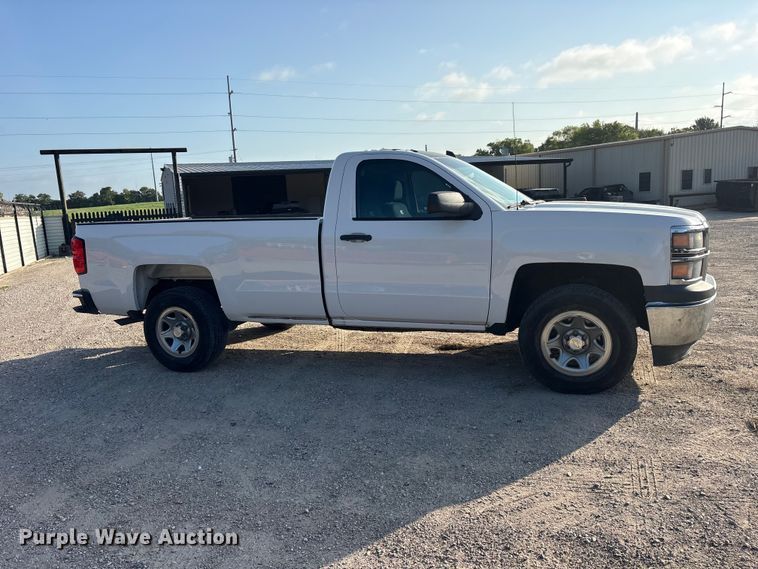 image for item ET0383 2015 Chevrolet Silverado 1500 pickup truck