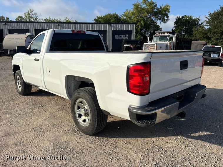 image for item ET0383 2015 Chevrolet Silverado 1500 pickup truck