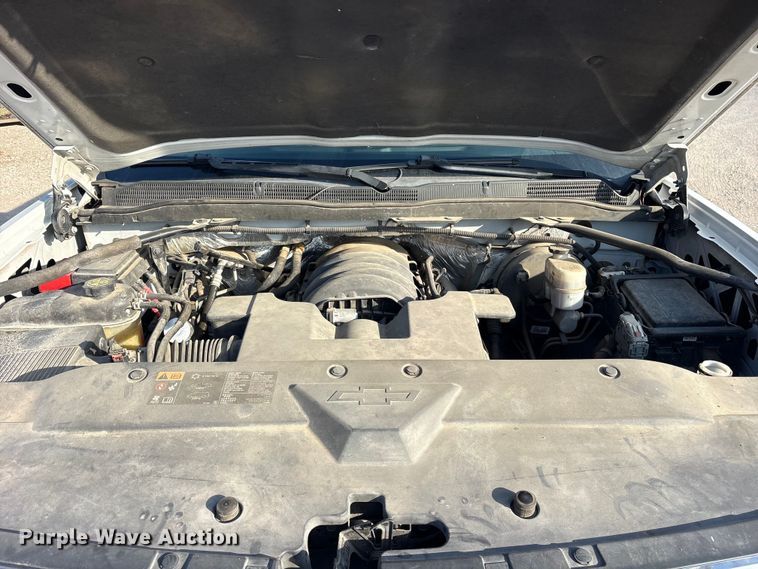 image for item ET0383 2015 Chevrolet Silverado 1500 pickup truck