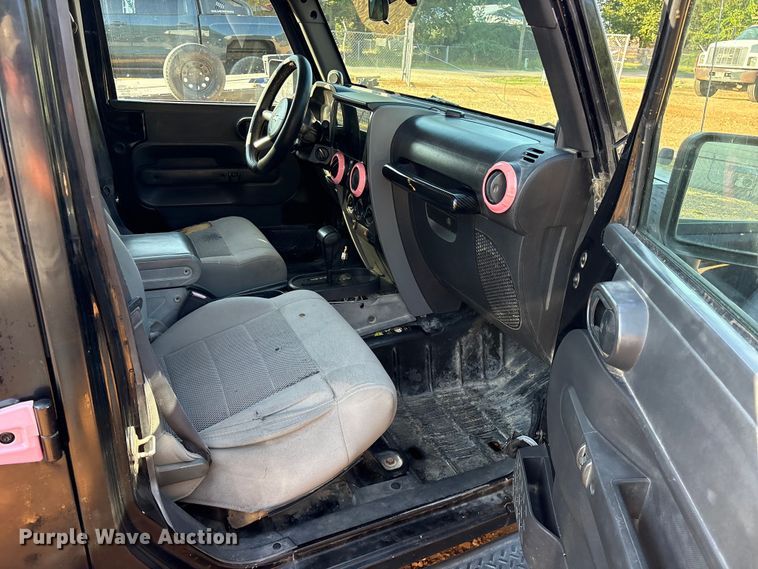 image for item ET0400 2008 Jeep Wrangler SUV