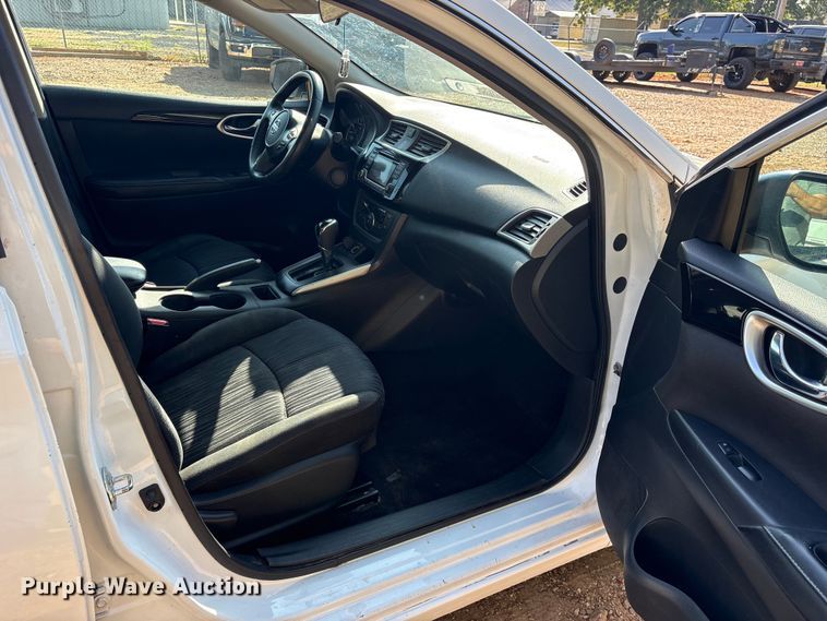 image for item ET0401 2018 Nissan Sentra 