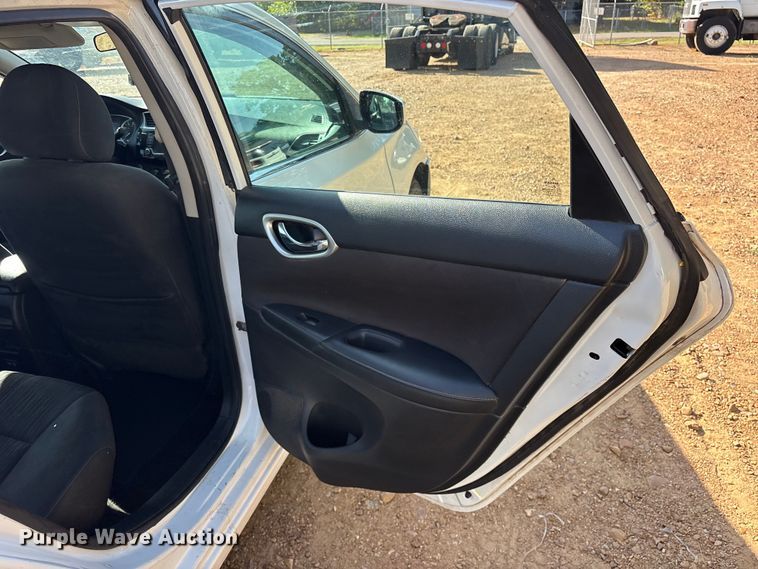 image for item ET0401 2018 Nissan Sentra 