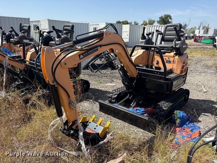 2024 Erie EM15 mini excavator
