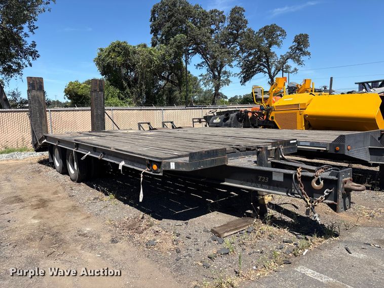 image for item ET0535 1998 Trail King Industries equipment trailer