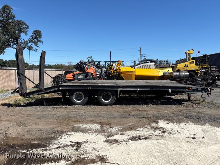 image for item ET0535 1998 Trail King Industries equipment trailer