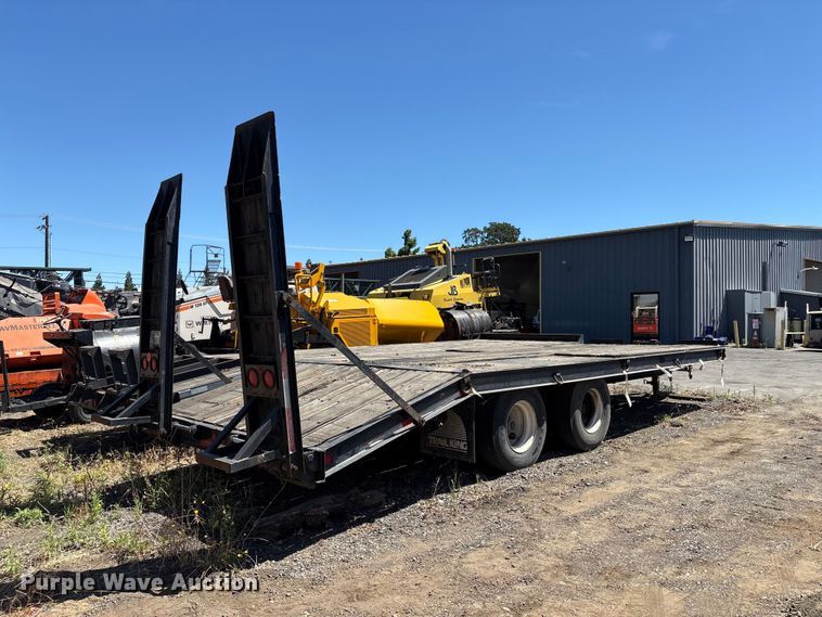 image for item ET0535 1998 Trail King Industries equipment trailer