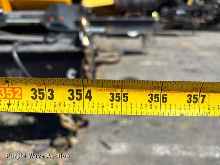 image for item ET0535 1998 Trail King Industries equipment trailer