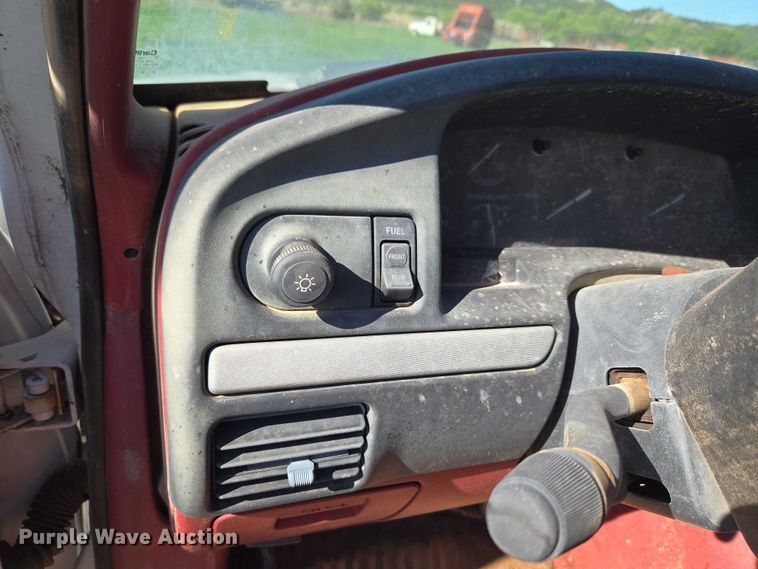 image for item ET5096 1993 Ford F250 pickup truck