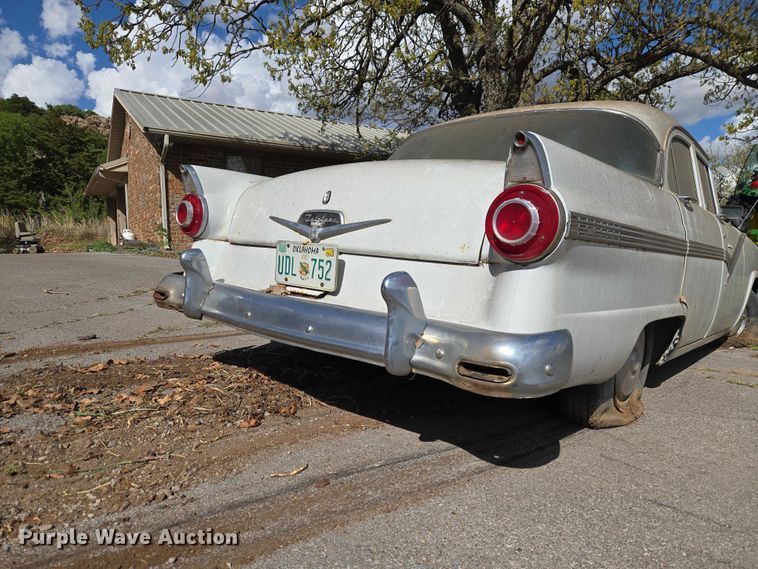 image for item ET5155 1956 Ford Fairlane Town sedan