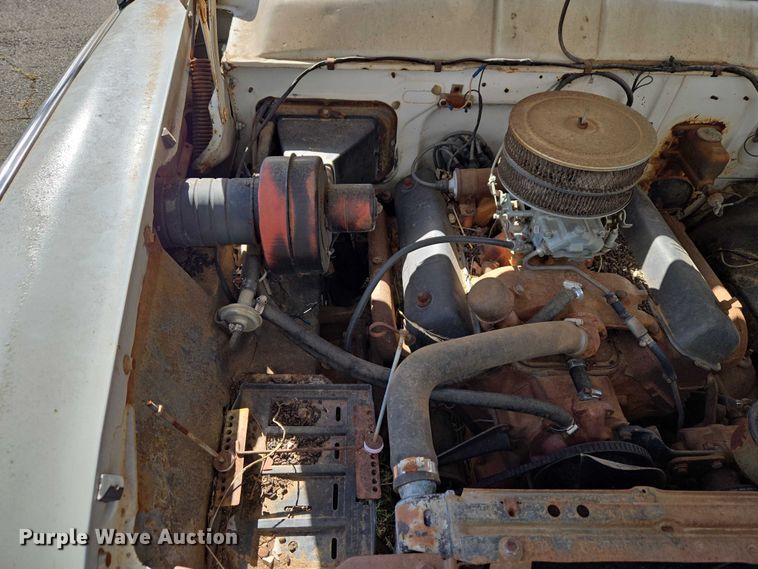 image for item ET5155 1956 Ford Fairlane Town sedan