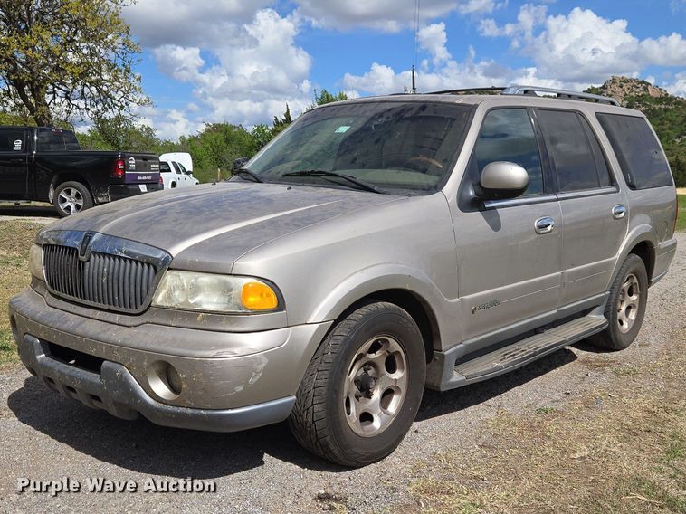 2001 Lincoln Navigator SUV