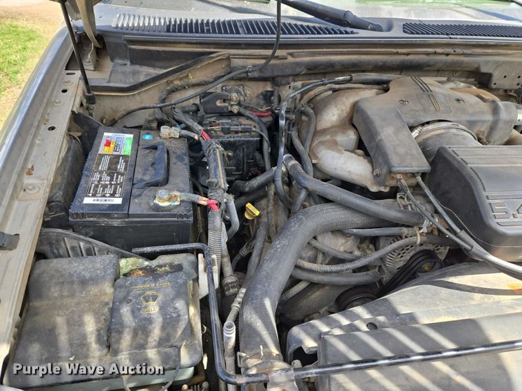 image for item ET5156 2001 Lincoln Navigator SUV