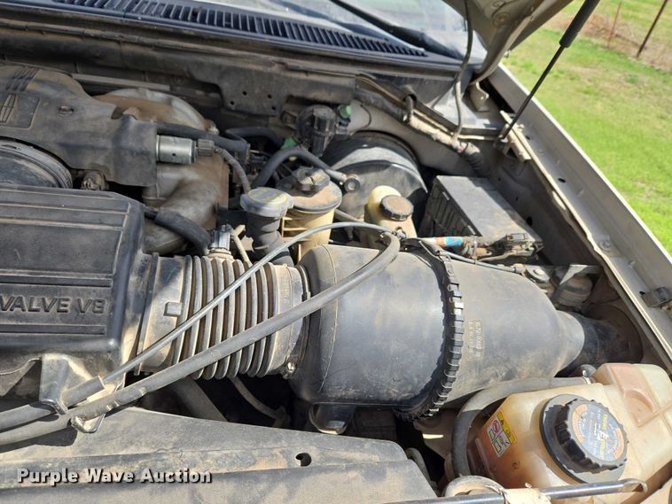 image for item ET5156 2001 Lincoln Navigator SUV
