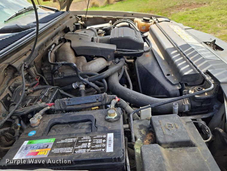 image for item ET5156 2001 Lincoln Navigator SUV