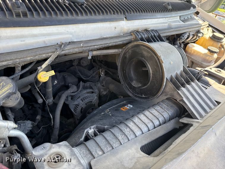 image for item ET6345 2011 Ford E350 Super Duty utility van