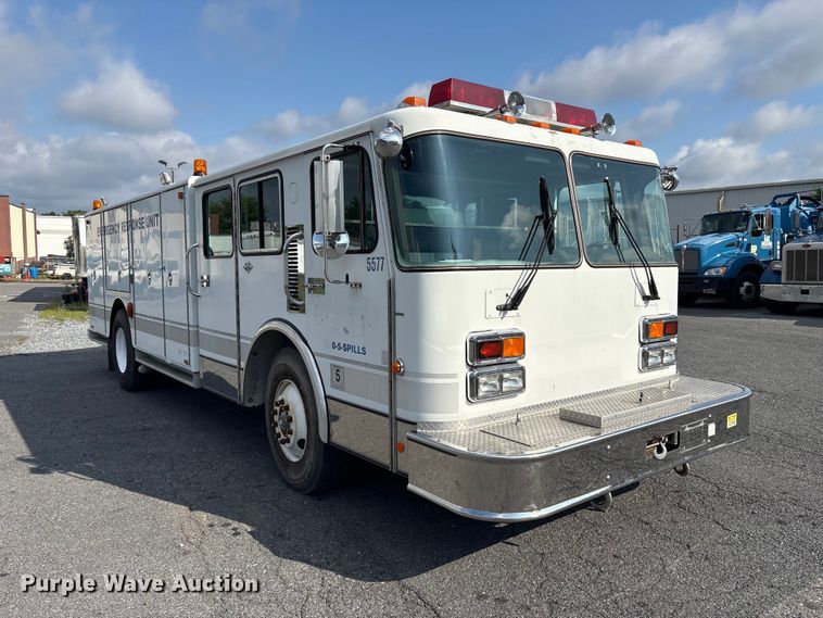 image for item ET8656 1990 Sterling Spartan MS40-2042 rescue vehicle