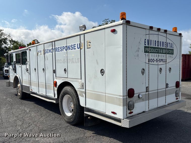 image for item ET8656 1990 Sterling Spartan MS40-2042 rescue vehicle