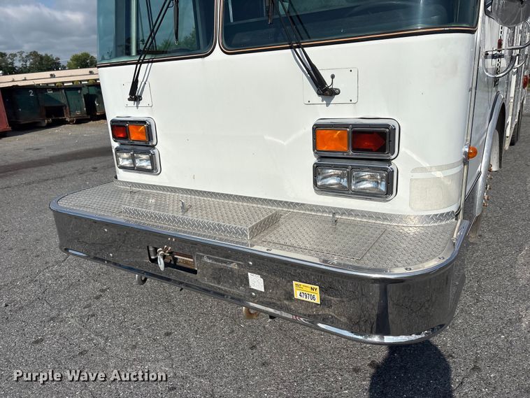 image for item ET8656 1990 Sterling Spartan MS40-2042 rescue vehicle
