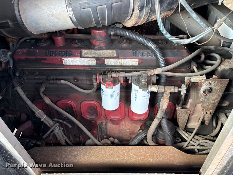 image for item ET8656 1990 Sterling Spartan MS40-2042 rescue vehicle