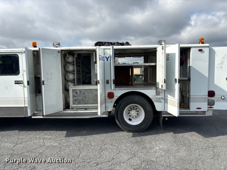 image for item ET8656 1990 Sterling Spartan MS40-2042 rescue vehicle