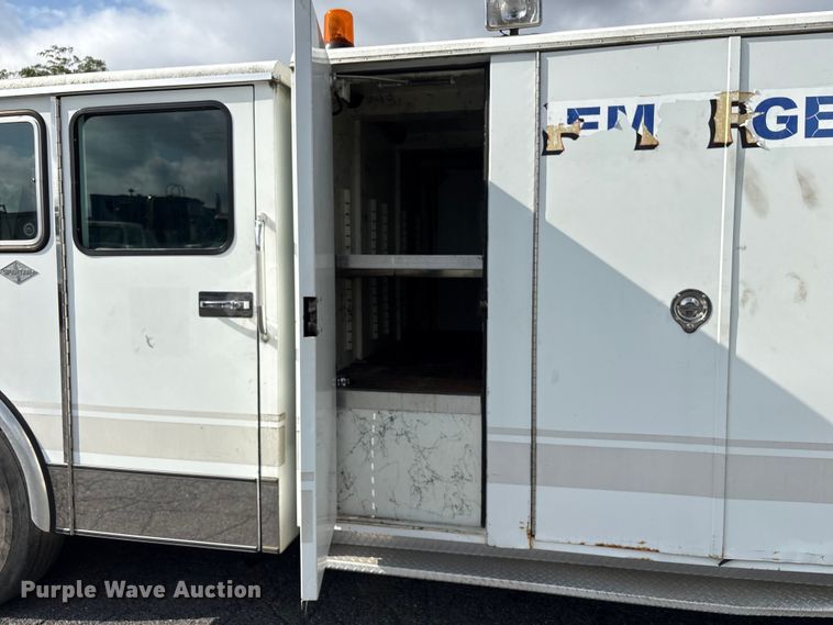 image for item ET8656 1990 Sterling Spartan MS40-2042 rescue vehicle