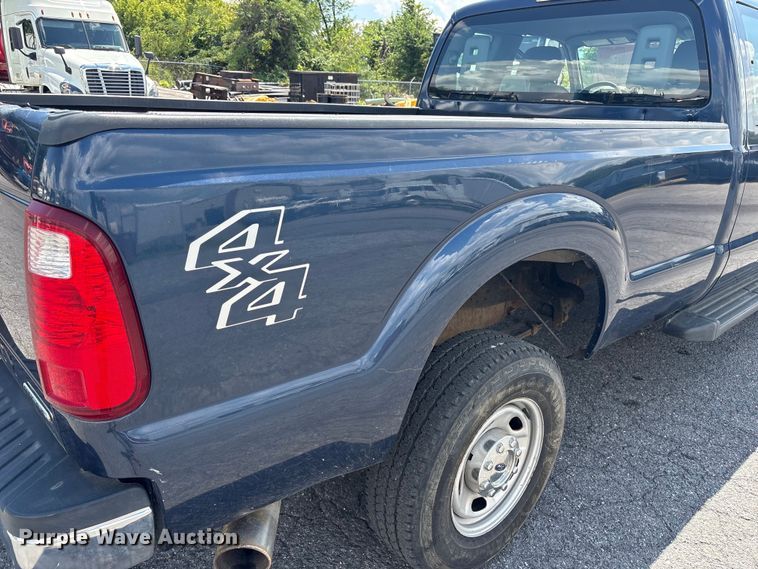 image for item ET8657 2014 Ford F250 Super Duty Ext. Cab pickup truck