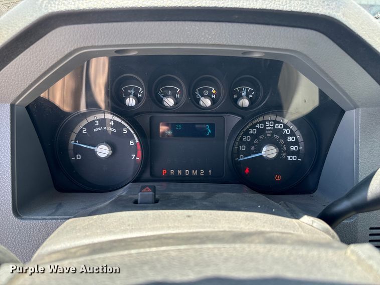 image for item ET8657 2014 Ford F250 Super Duty Ext. Cab pickup truck