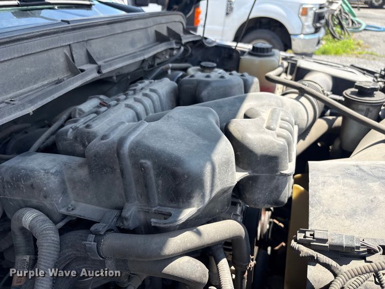image for item ET8657 2014 Ford F250 Super Duty Ext. Cab pickup truck