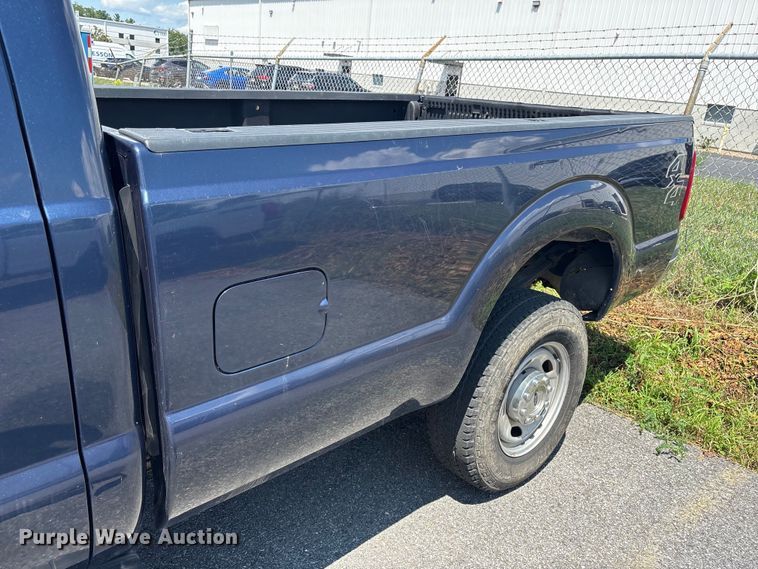 image for item ET8657 2014 Ford F250 Super Duty Ext. Cab pickup truck