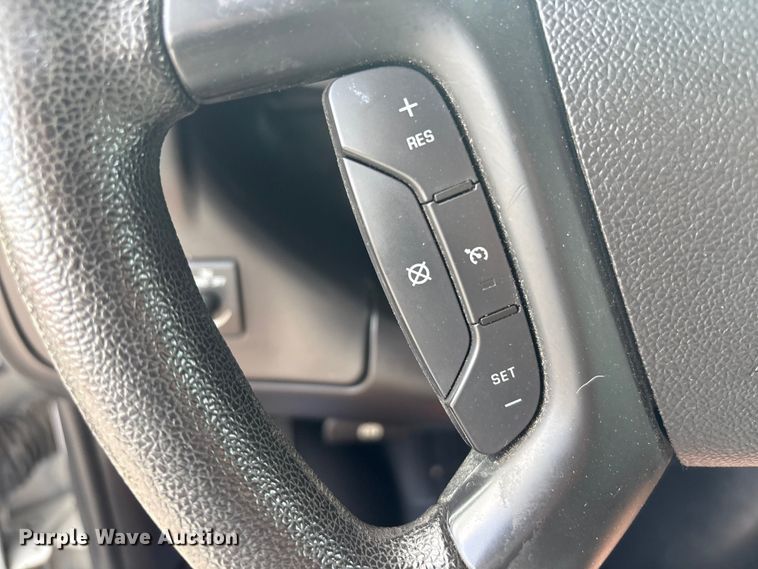 image for item EU0763 2014 Chevrolet Express box truck