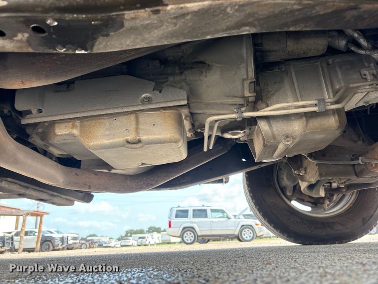 image for item EU0763 2014 Chevrolet Express box truck