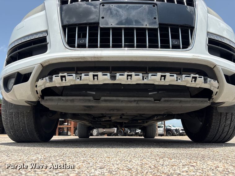 image for item EU0767 2015 Audi Q7 SUV
