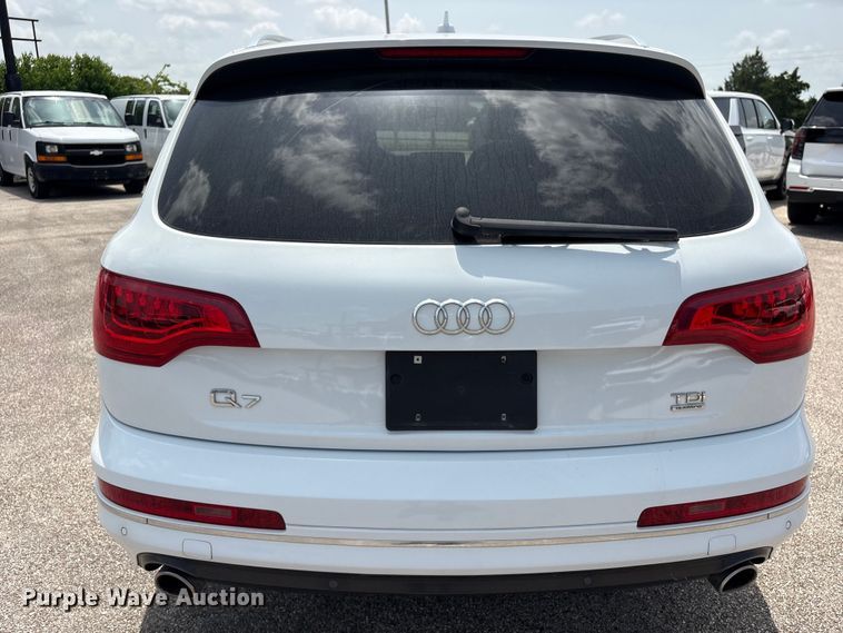 image for item EU0767 2015 Audi Q7 SUV