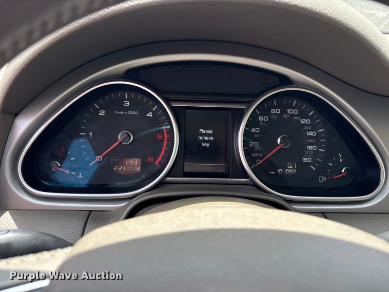 image for item EU0767 2015 Audi Q7 SUV