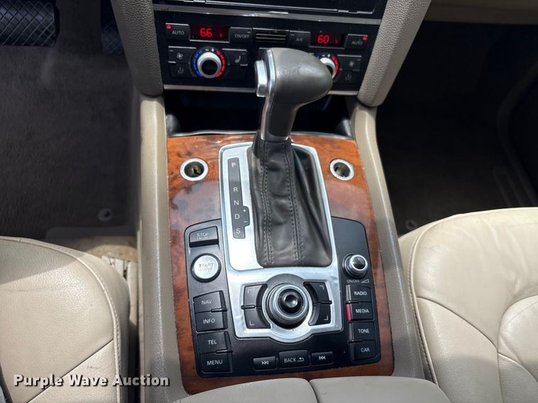 image for item EU0767 2015 Audi Q7 SUV