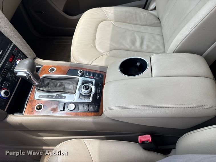 image for item EU0767 2015 Audi Q7 SUV