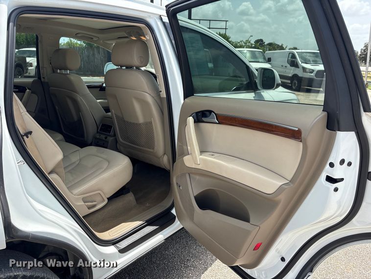 image for item EU0767 2015 Audi Q7 SUV