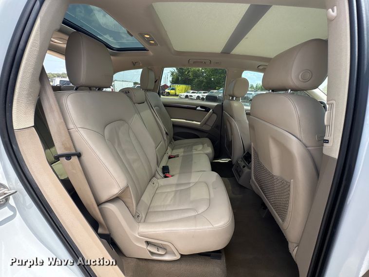 image for item EU0767 2015 Audi Q7 SUV