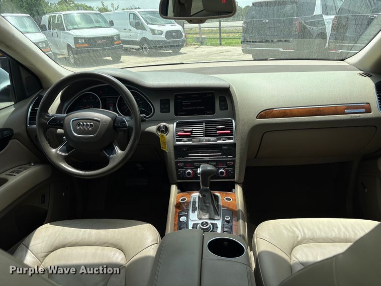 image for item EU0767 2015 Audi Q7 SUV