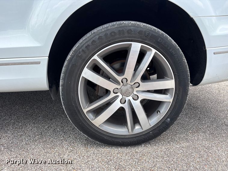 image for item EU0767 2015 Audi Q7 SUV