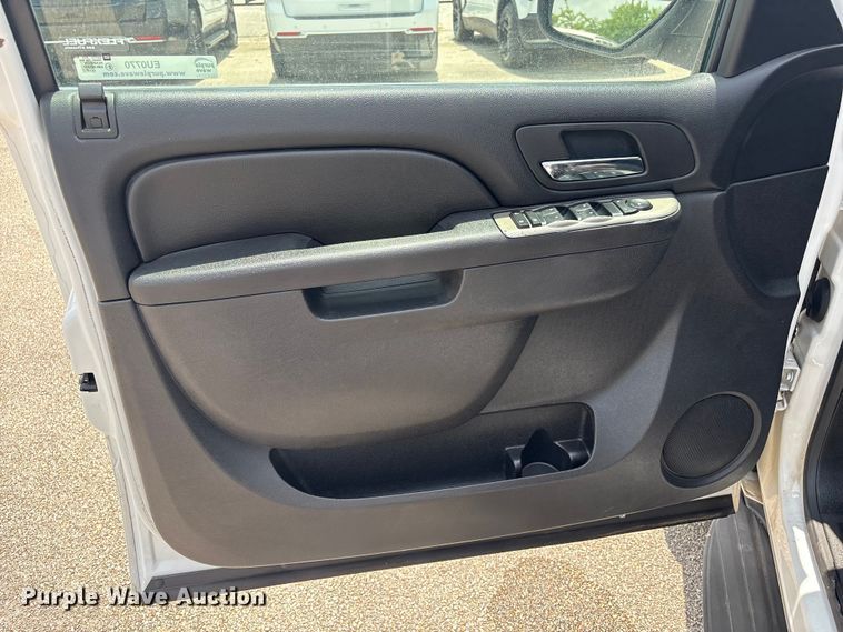 image for item EU0770 2013 Chevrolet Tahoe SUV