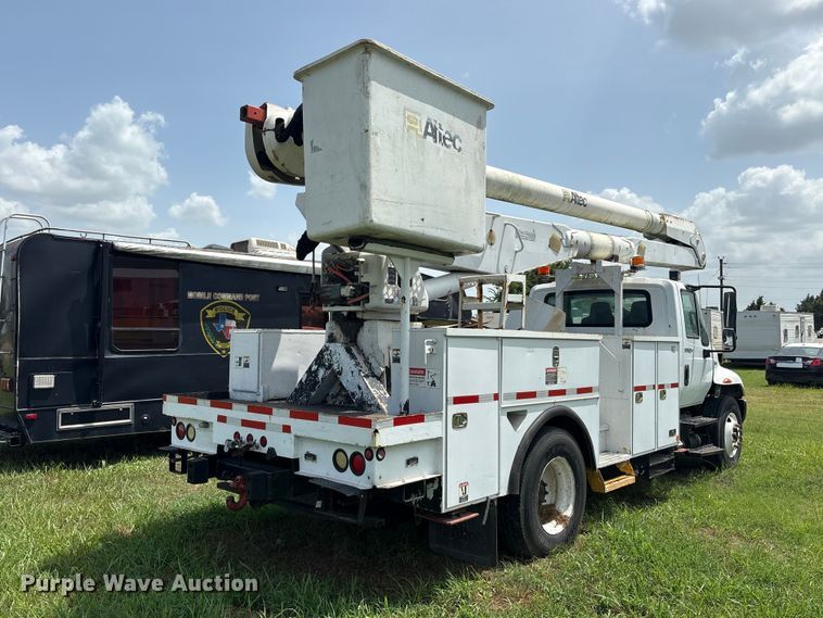 image for item EU0774 2012 International MA025 bucket truck
