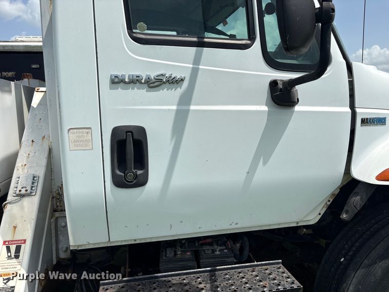 image for item EU0774 2012 International MA025 bucket truck
